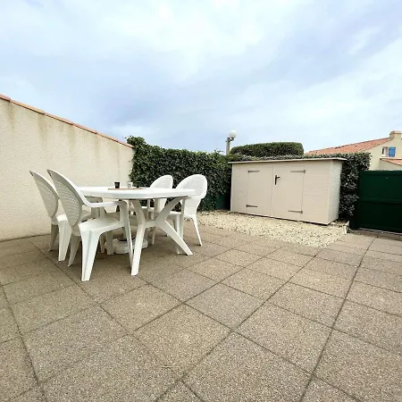 Semesterbostad Maison T2 Mezzanine Avec Piscine, A 200m De La Mer, - Fr-1-224a-54 Brétignolles-sur-Mer